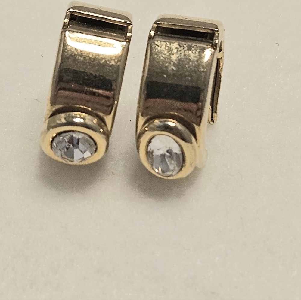 Vintage Gold Tone Pierced Earrings with Oval Rhinestone